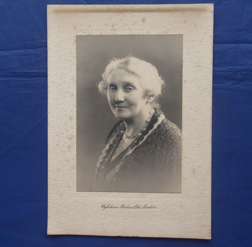 Vintage photo elderly - vintage, lady