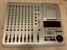 Yamaha MD8 8-track Multitrack Mini Disc MD Recorder Silver