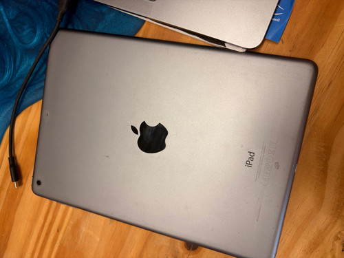 Ipad air space grey - grey, 64gb