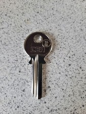 Job Lot 100 x Vintage Blank Yale Keys YA85