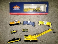 Hornby Sentinel Balfour Beatty, Bachmann Plasser Tamper, Crane & Body Shells Lot