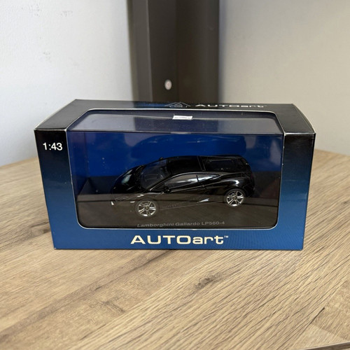 Autoart lamborghini - 1/43,