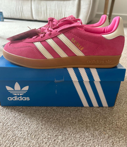 Adidas gazelle size bnwt - adidas,