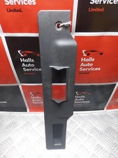 Vauxhall Astra H 04-09 pre-facelift 5 door tailgate hatch handle surround trim