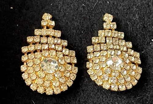 Pair vintage clear - of,
