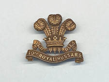THE 10 TH ROYAL HUSSARS OFFICER"S BADGE .