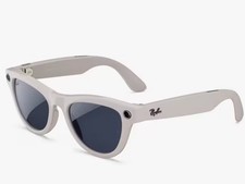 Ray-Ban Skyler Transitions lens Smart Glasses Chalky Grey