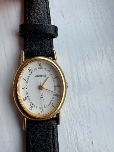 Vintage ladies accurist watch - ladies,