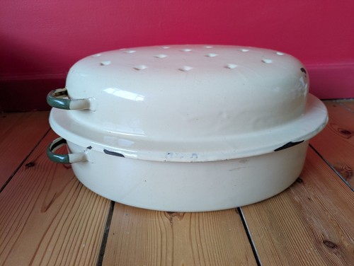 Vintage enamel bread - bread, tin
