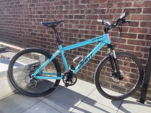 Giant xtc mountain bike - giant, bike/hybrid