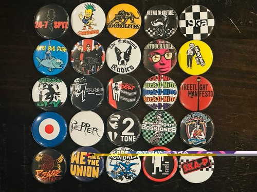 Ska buttons pins set of - /, 25