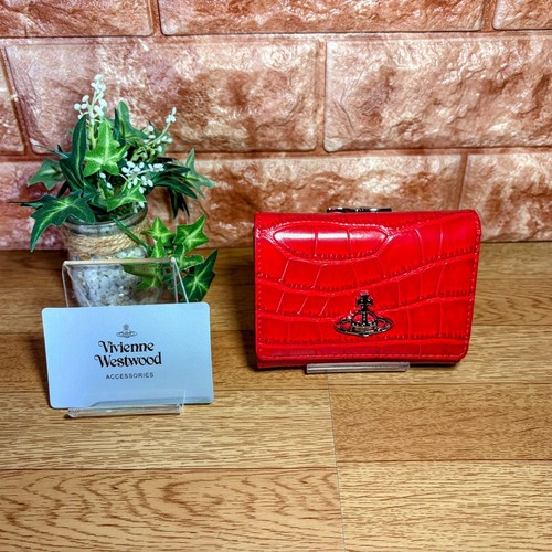 Vivienne westwood tri - westwood, tri-fold