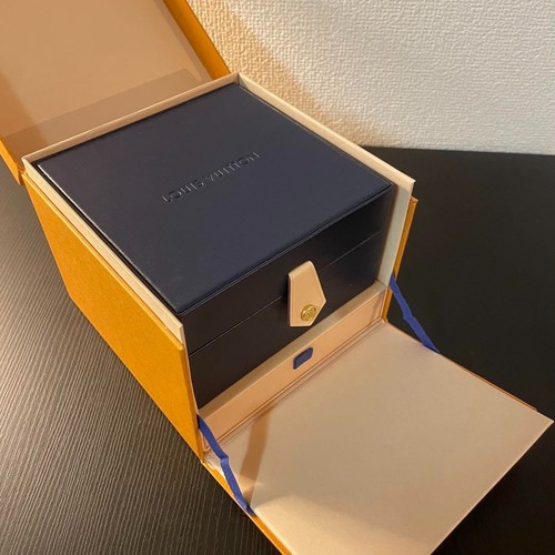Authentic louis vuitton - louis,