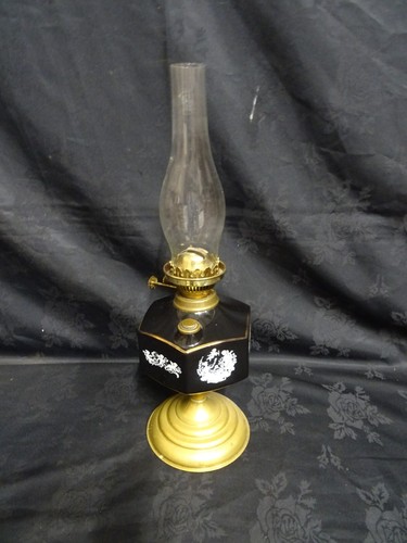 Antique victorian oil lamp - victorian,
