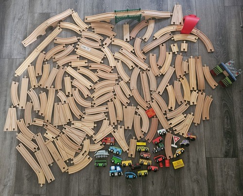 Large wooden railway train set - large,