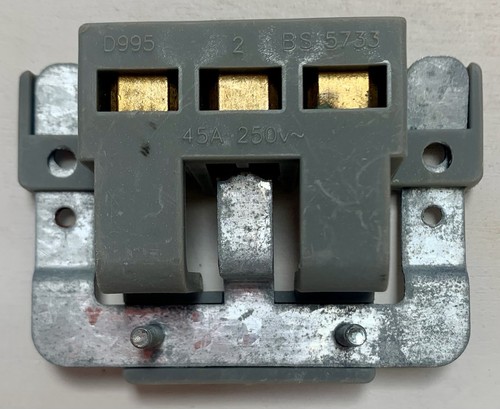 Amp 250v 3 pole fuse - amp,