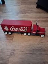 coca-cola christmas truck