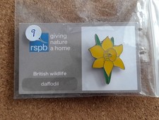 RSPB DAFFODIL Charity Pin Badge GNAH GREY Series 9