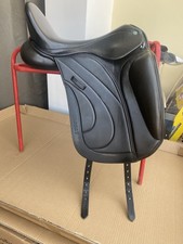 Crosby Dressage Saddle 17”