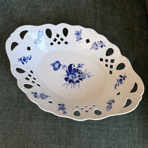 Beautiful vintage latticed - beautiful,