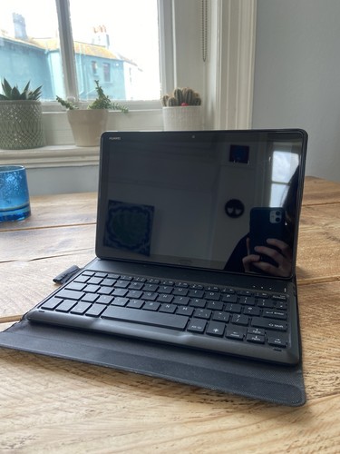 Huawei mediapad lite - m5,