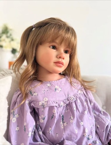 Realistic reborn baby girl - 40",