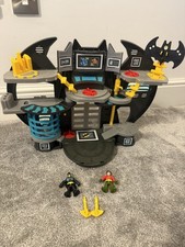 Imaginext DC superhero batcave Batman & robin character play set