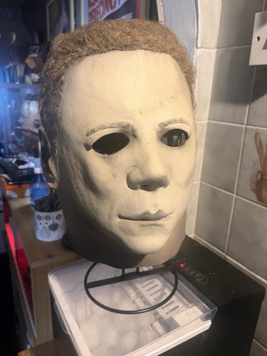 Trick treat studios h2 - treat,