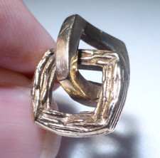 9ct Gold Ring Brutalist UK Hallmark London 1979 Size J 4 Grams Boxed