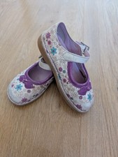 Cute Clarks floral Mary Jane /