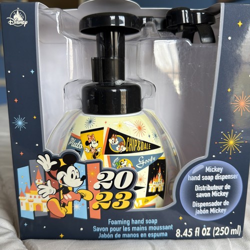 Disney parks 2023 mickey hand - disney,