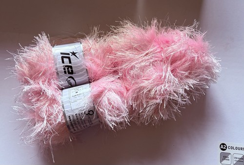 Baby pink ice yarns long - yarns,