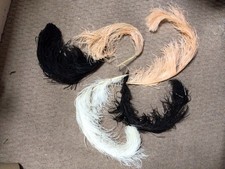5 X Vintage Ostrich Feathers. Black, White And Peach