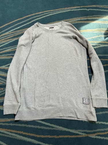 Light grey drop - a, dead
