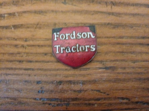 Fordson pin badge - fordson,
