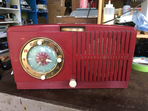 Radio clock model - radio, clock/radio