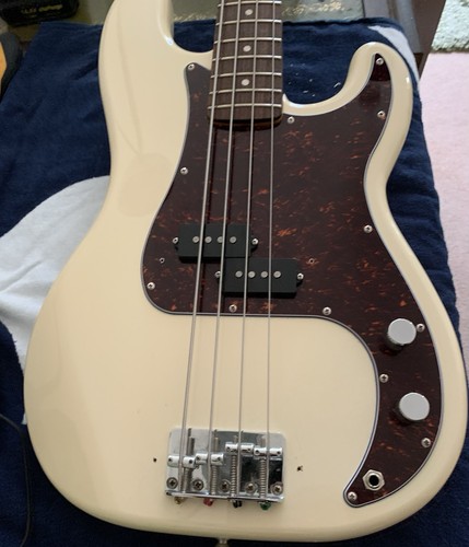 Fender precision 2006 - fender,