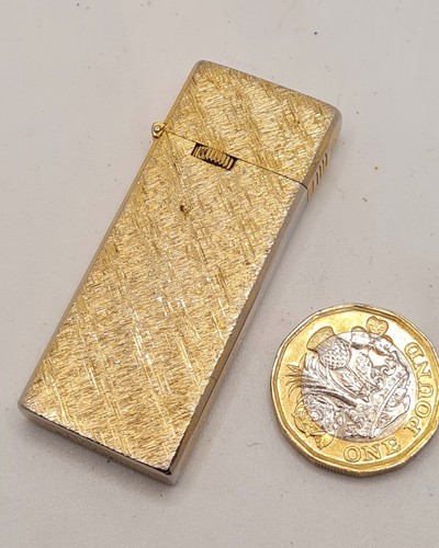 Gold plated penguin sharp - gold,