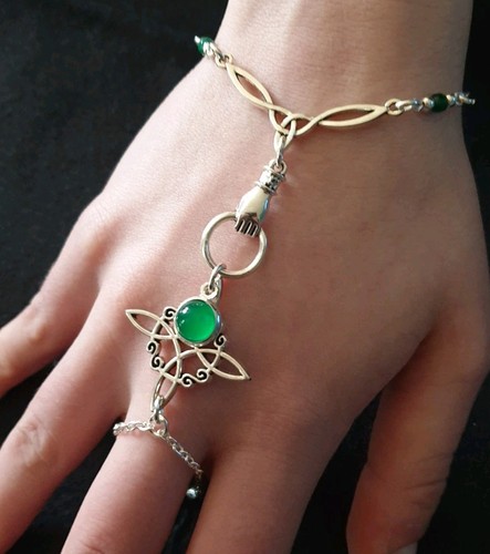 Celtic witch knot - knot, green