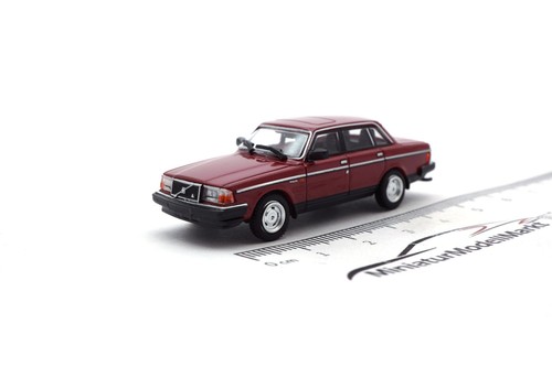 Volvo 240 dark red - dark,