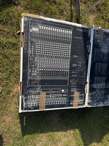 Mackie onyx analog mixer 1640
