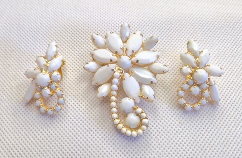 Vintage white flower - flower, earrings