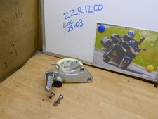 KAWASAKI ZZR1200 RIGHT PILLION FOOT REST & HANGER PLATE & BOLTS