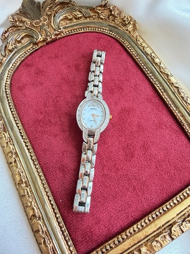Seiko women v115 0cd0 - seiko, women’s