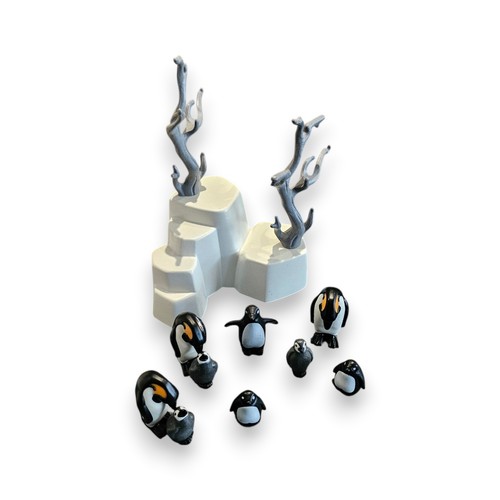 Playmobil penguins family - playmobil, ice