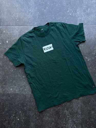 Levi dark forest - forest, green