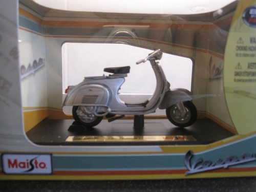 Vespa model scooter - vespa,