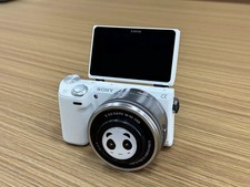 Sony NEX-5R 16.1 MP Mirrorless Digital Camera w/ 16-50mm oss Lens