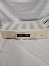 Hegel Rost 75w RMS x2 integrated Amplifier finished in White with remote 
