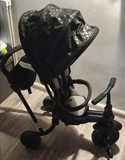 SmarTrike 700 series folding